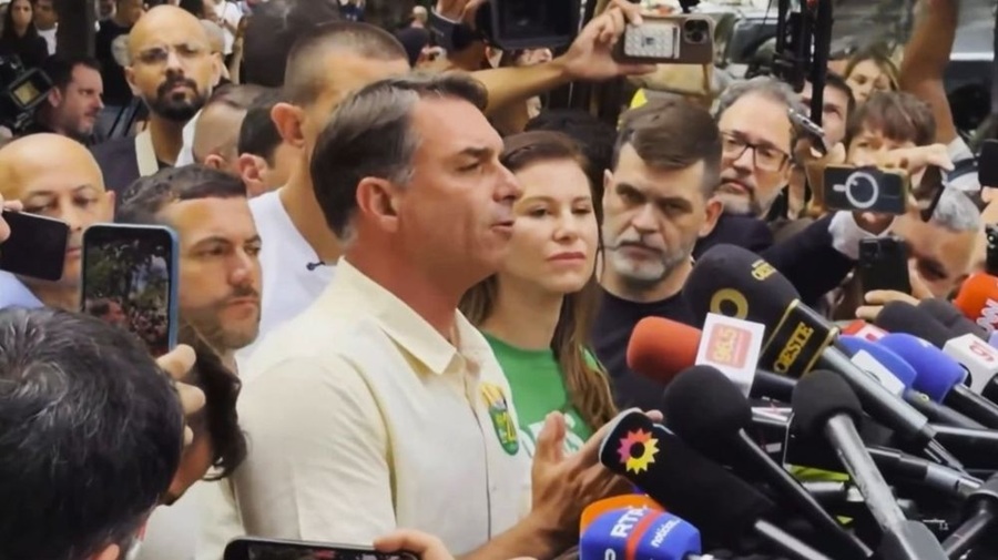 Flavio bolsonaro